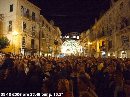 ATTENDERE,  CARICAMENTO DELL'IMMAGINE IN CORSO