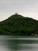 LA TORRETTA E IL LAGO